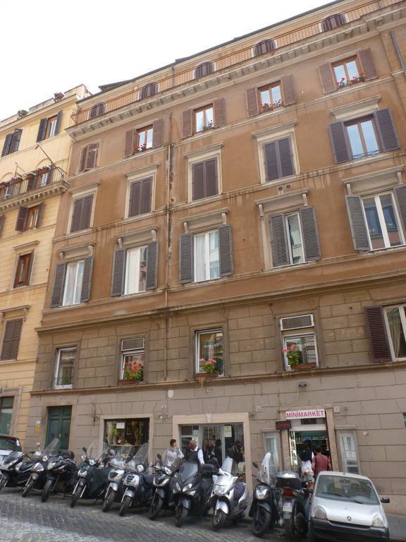 Domus Spagna Capo Le Case Rome Exterior photo